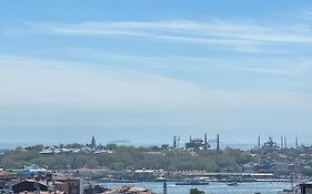Next2 İstanbul 3*